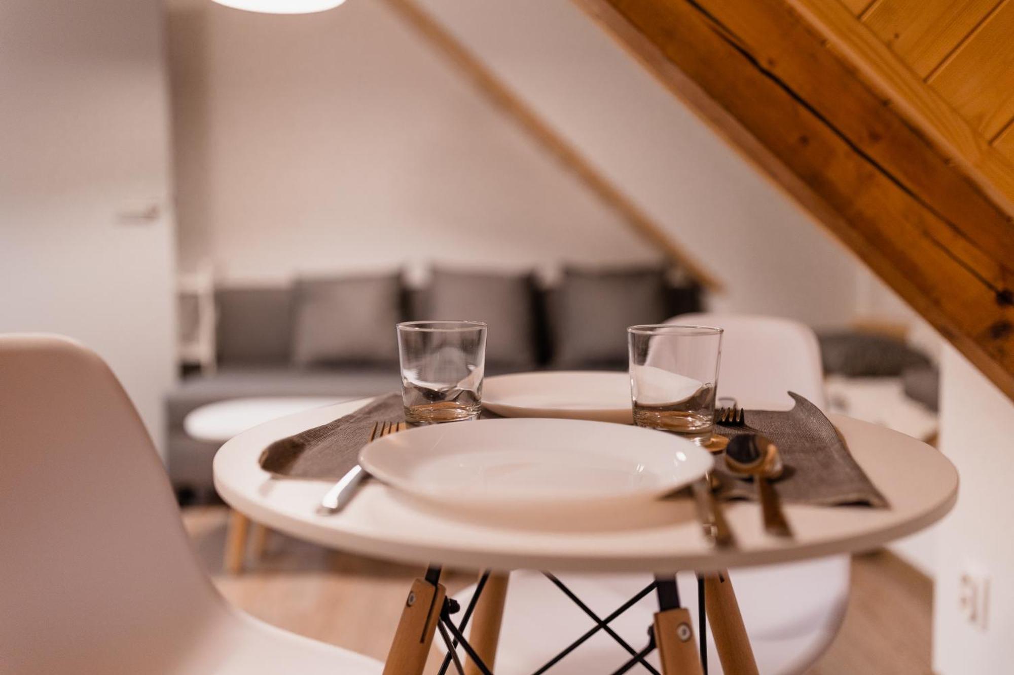 Romanticky Loft Parking U Hlavniho Nadrazi Olomouc Exterior foto
